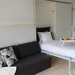 Lägenhet Davos Holiday Apartment *