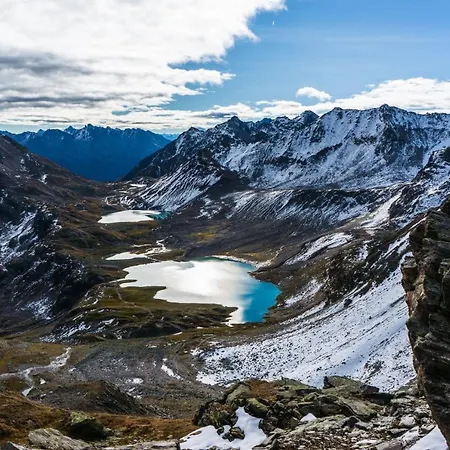 Davos Holiday Apartment شقة *