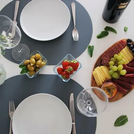 Davos Holiday Apartment *